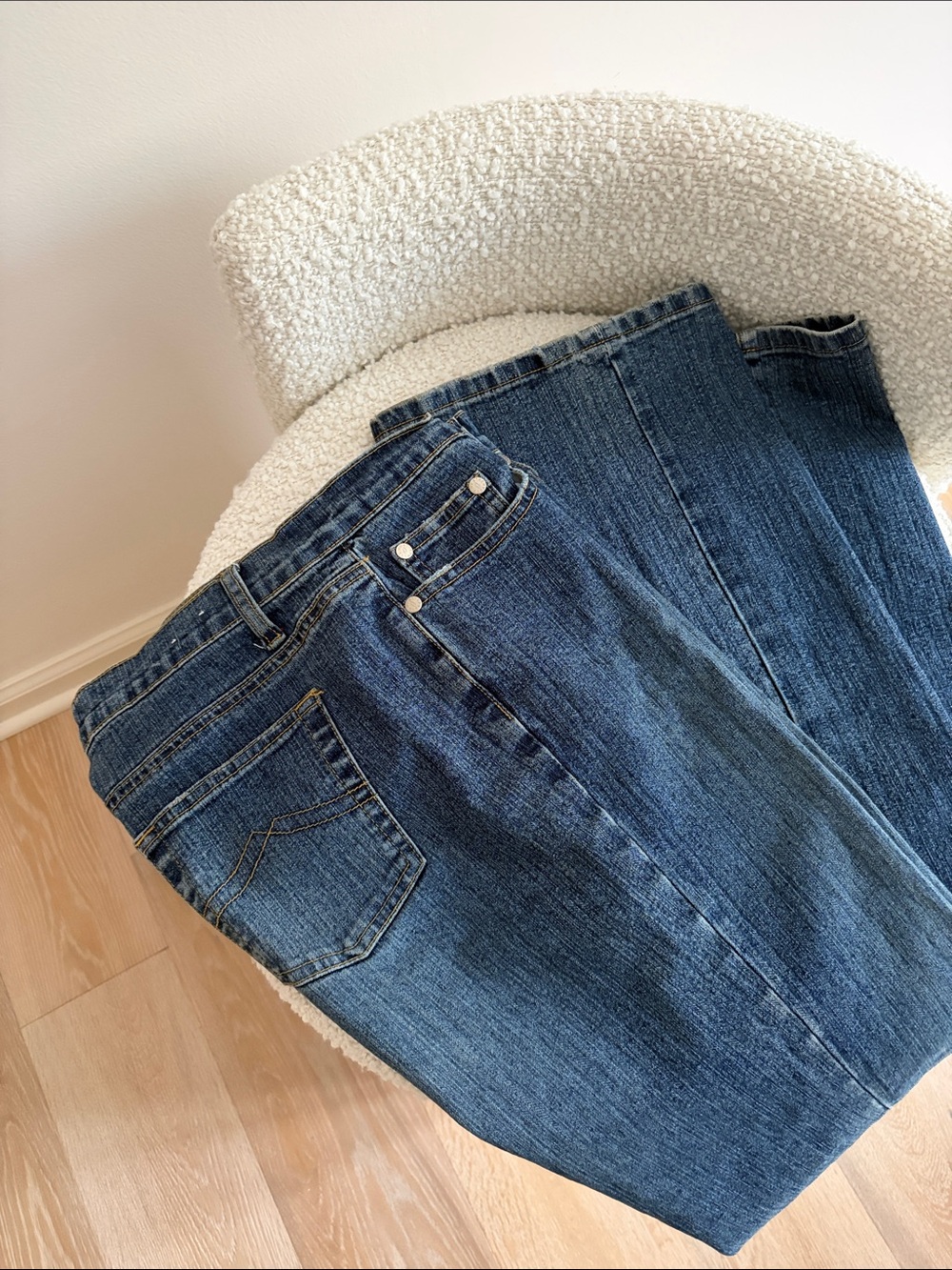Women's Boot Cut Jeans in Mid Blue Denim